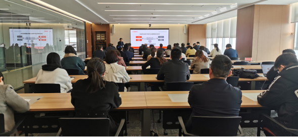 市產(chǎn)業(yè)集團(tuán)召開(kāi)集團(tuán)信息化建設(shè)項(xiàng)目啟動(dòng)會(huì)29.png 市產(chǎn)業(yè)集團(tuán)召開(kāi)集團(tuán)信息化建設(shè)項(xiàng)目啟動(dòng)會(huì)29.png