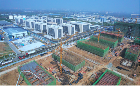 5.16牢固樹立“項目為王”理念 加速推進“中國藥谷”建設(shè)168.png